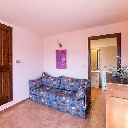 Nyaraló Casetta Mari Immersa In Un Vigneto *